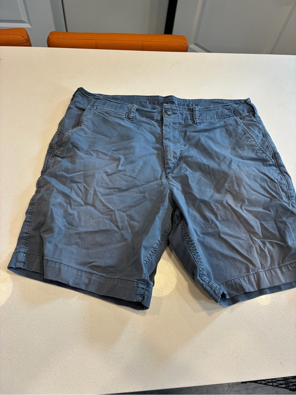 American Eagle Outfitters Men's Slate Blue Flat-Front Chino Shorts
